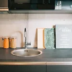 アパート Domeq Free Parking, Gym, Co-working And Terrace Komarov