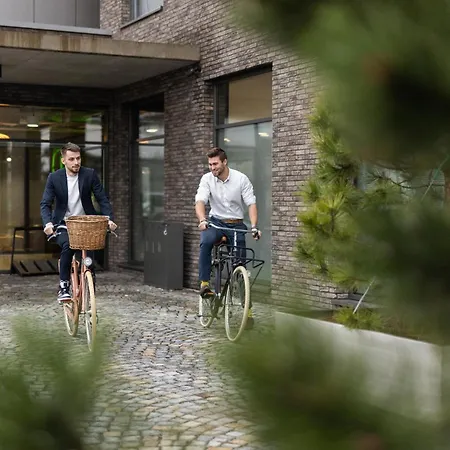 Domeq Free Parking, Gym, Co-working And Terrace Komarov