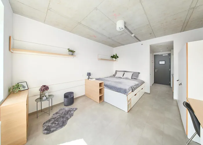 Domeq Free Parking, Gym, Nespresso, Chill-out Komarov